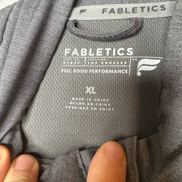 Men’s Fabletics Foundation Scrub Jacket Gray - Picture 3 of 12